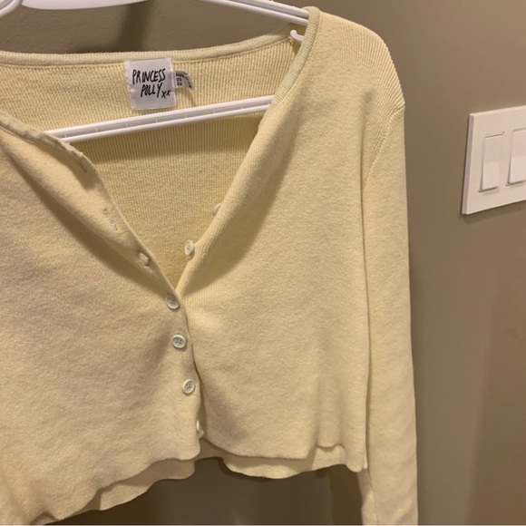 Princess Polly Cropped Pastel Yellow Cardigan size 6 - Picture 3 of 3
